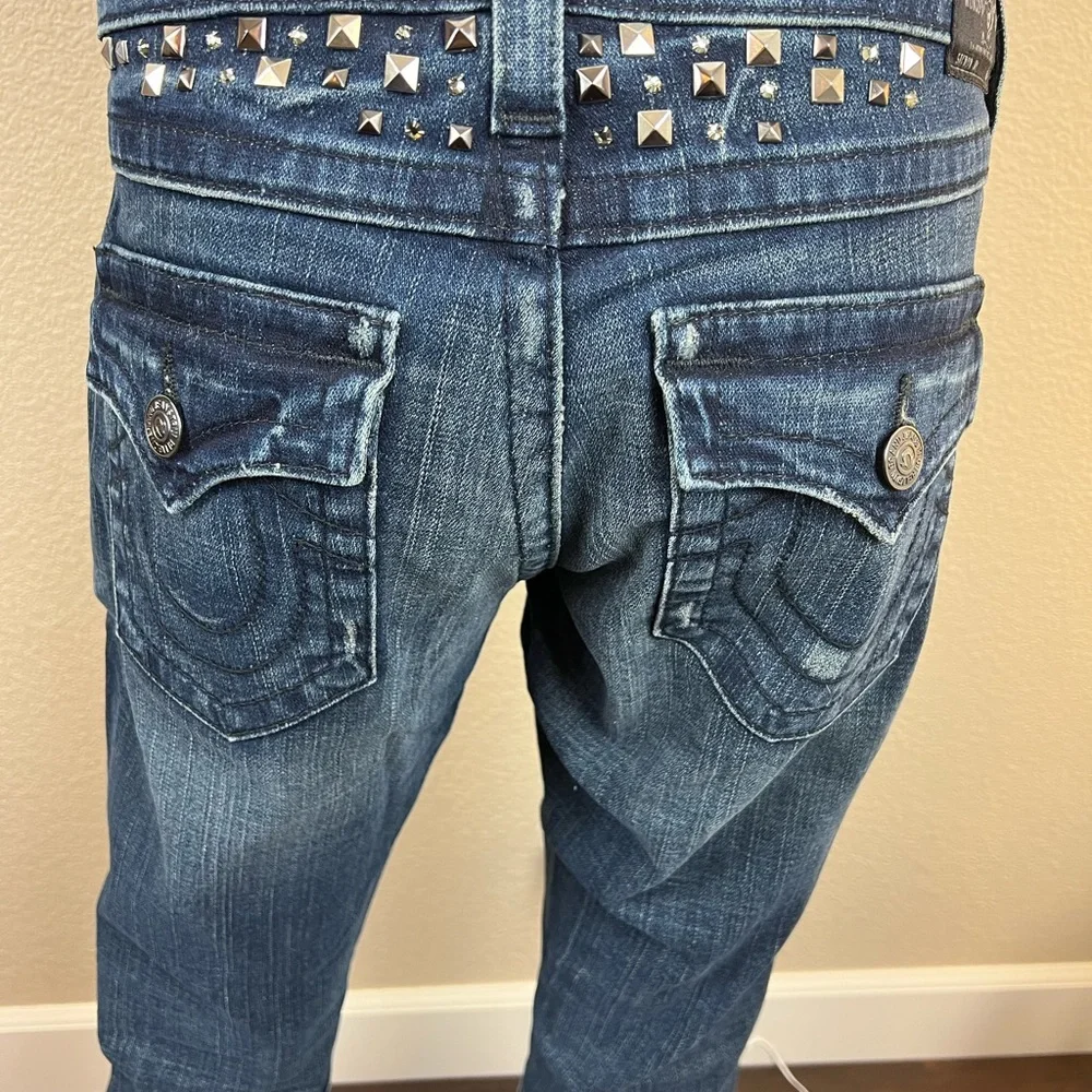 NWOT $229 True Religion Studded Pocket Flap Flare Joey Jeans - Picture 6 of 11